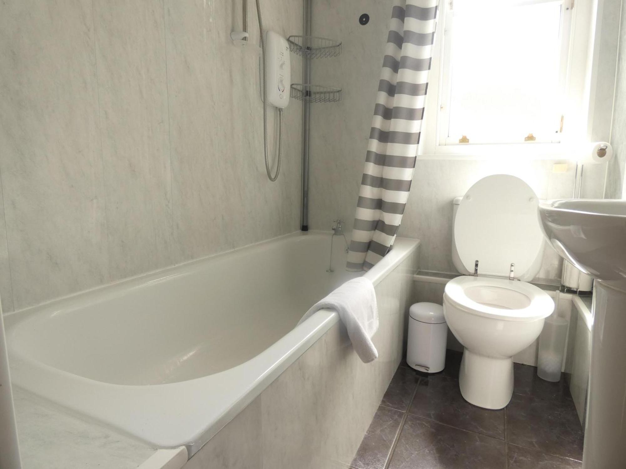 Central 2-Bed Flat In 爱丁堡 外观 照片